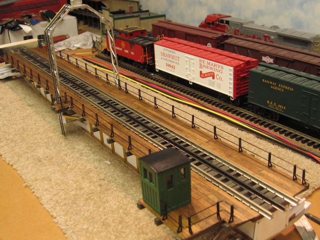 Best O gauge model train turntable Bistrain